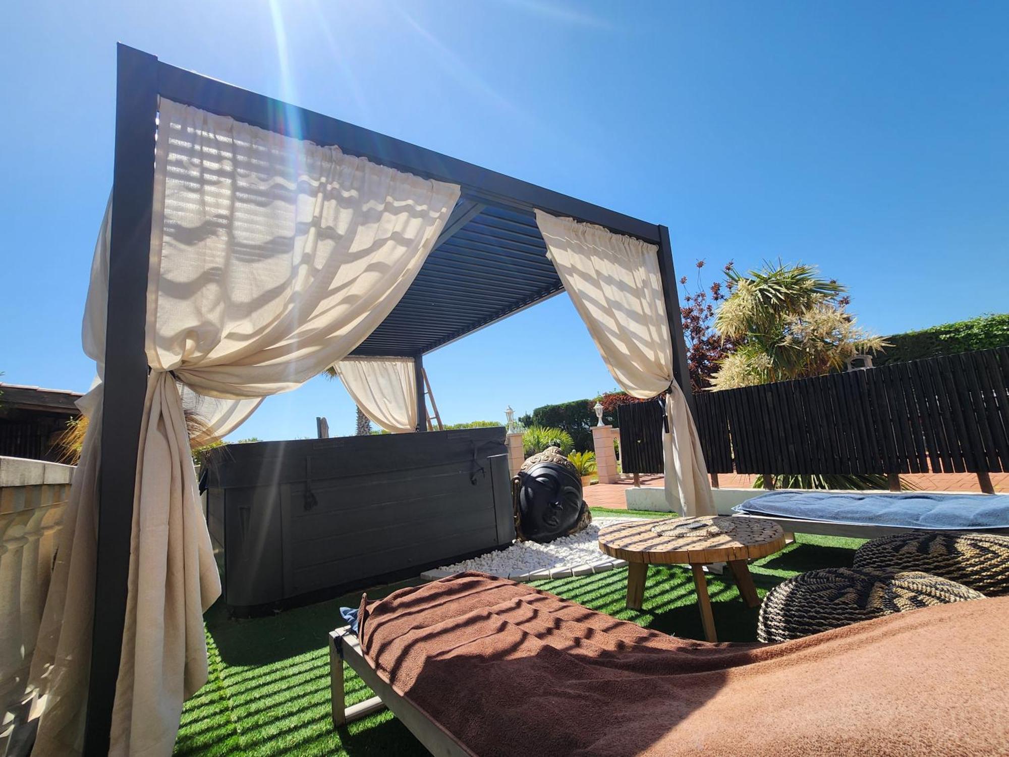 L'endroit Incontournable Bed & Breakfast *