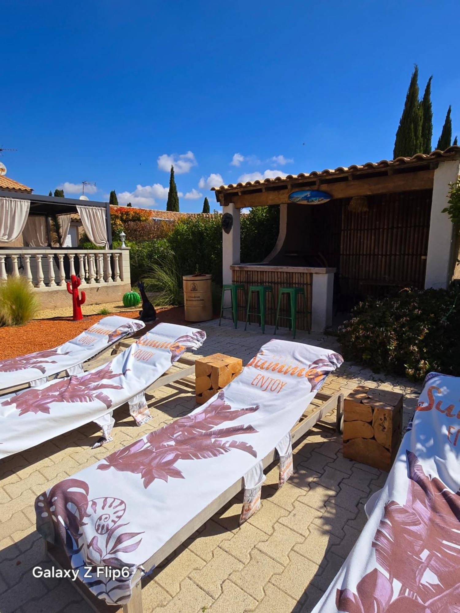 L'endroit Incontournable Bed & Breakfast Les Baisses